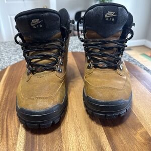 Vintage 90s Nike Air ACG 950608 Women Size 8 Leather Hiking Boots